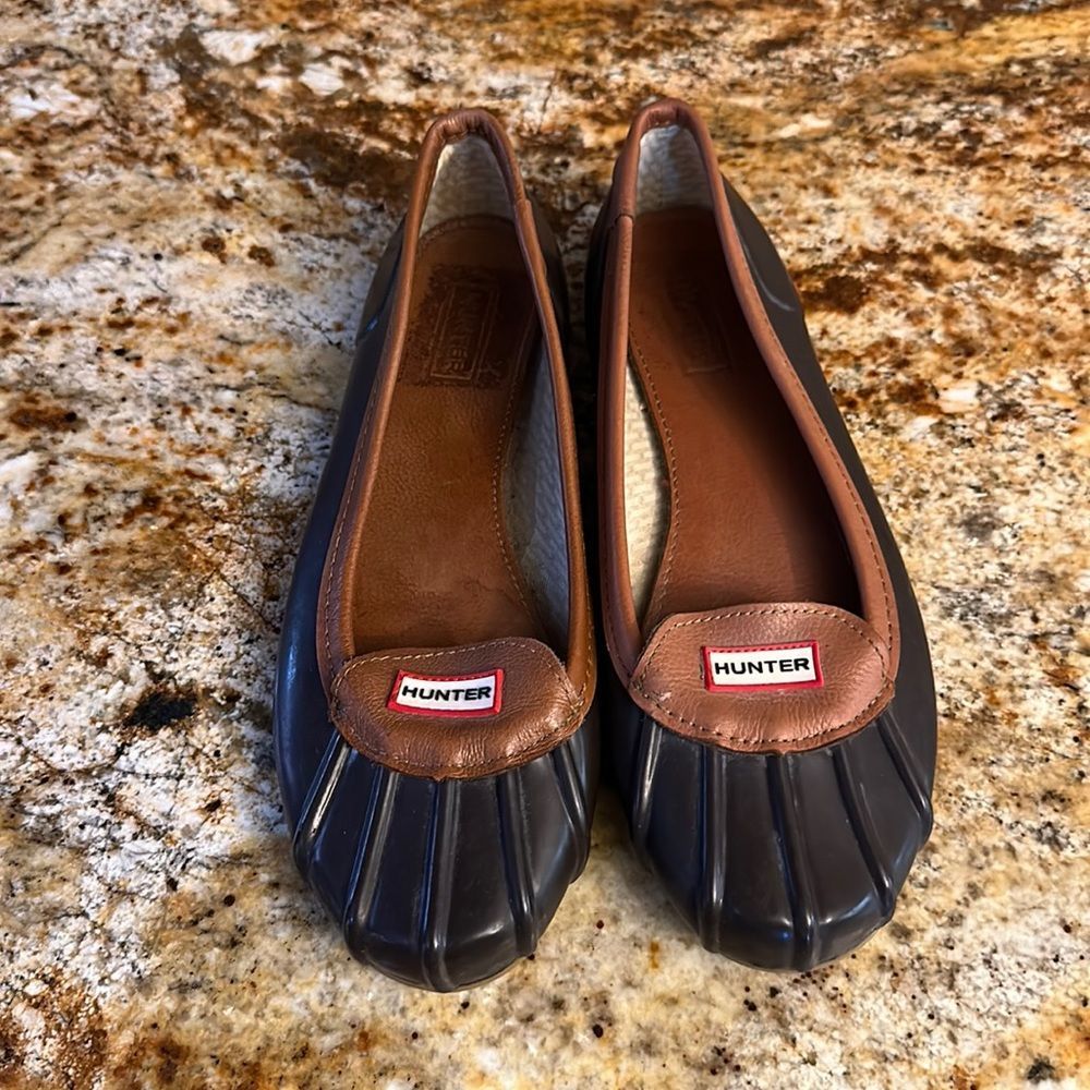 Hunter Brown and Black Flats